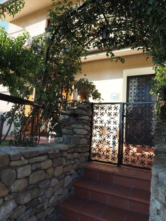 Casa Vacanze Ulisse Рочела Йоника Екстериор снимка